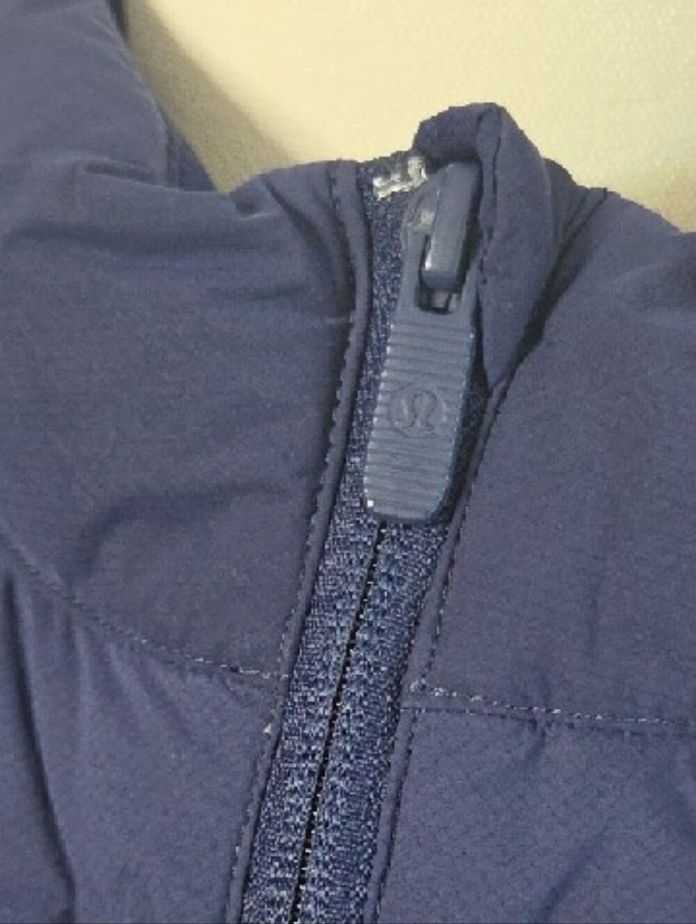 lululemon athletica Deep Blue Quilted Puffer Vest - Picture 3 of 9